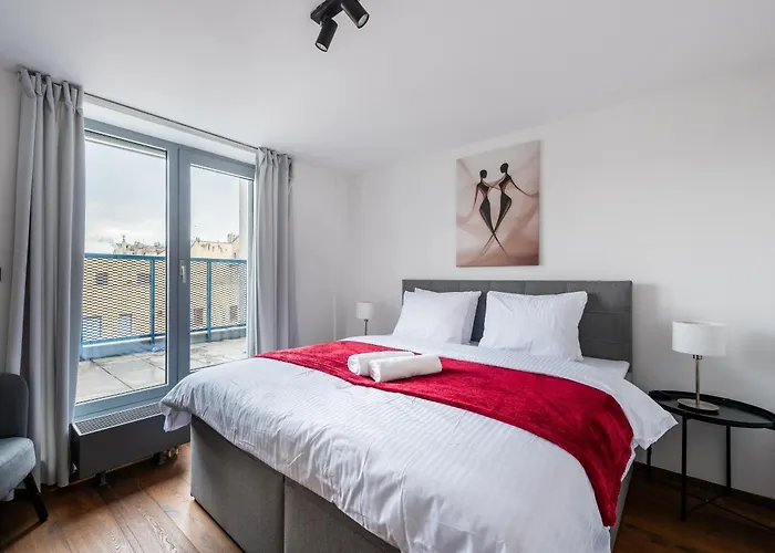 Апартаменты Stylish Penthouses Featuring A Terrace In Прага