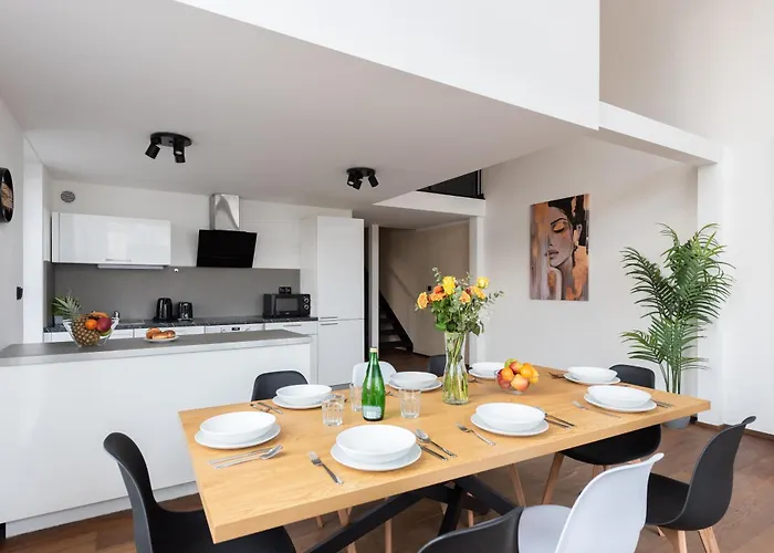 Апартаменты Stylish Penthouses Featuring A Terrace In *