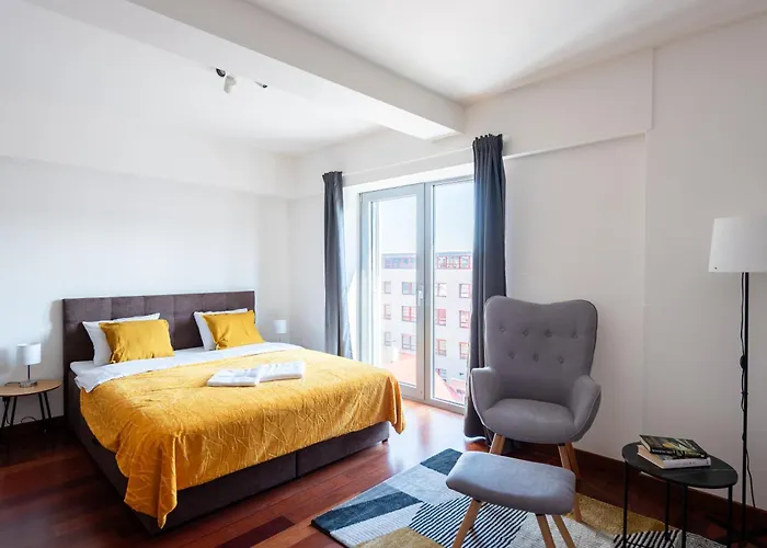 Apartment Stylish Penthouses Featuring A Terrace In