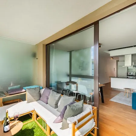 With 4 Bedrooms * 布拉格