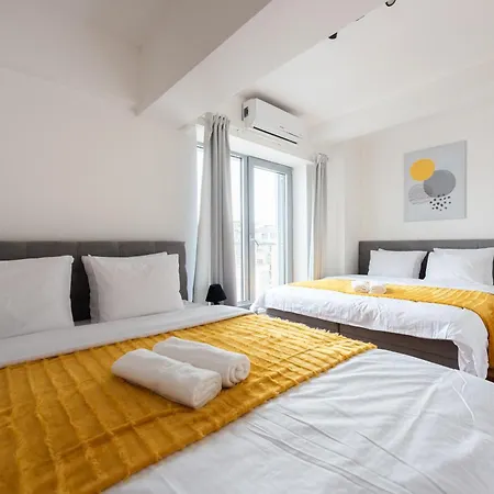 Stylish Penthouses Featuring A Terrace In Appartement