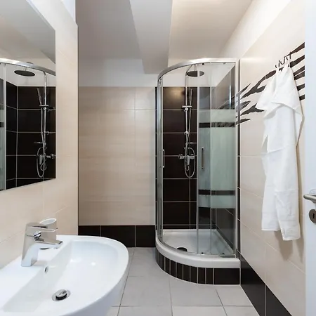 Appartement Stylish Penthouses Featuring A Terrace In *