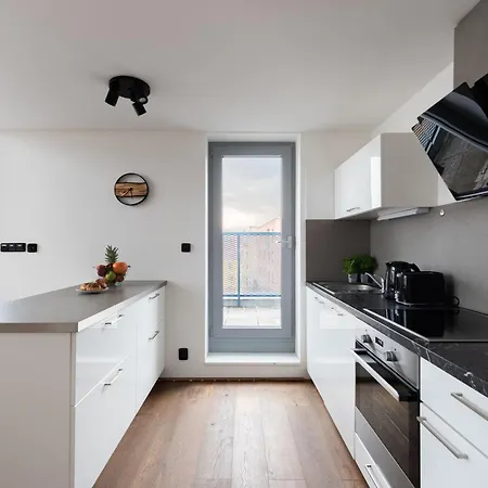 Apartamento Stylish Penthouses Featuring A Terrace In